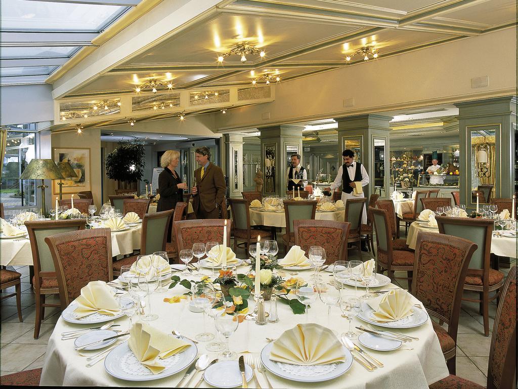 Landhotel Naafs-Haeuschen Ломар Экстерьер фото