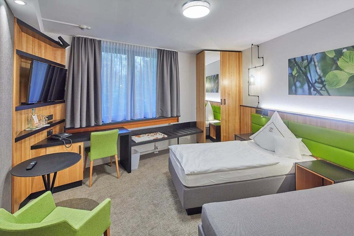 Landhotel Naafs-Haeuschen Ломар Экстерьер фото
