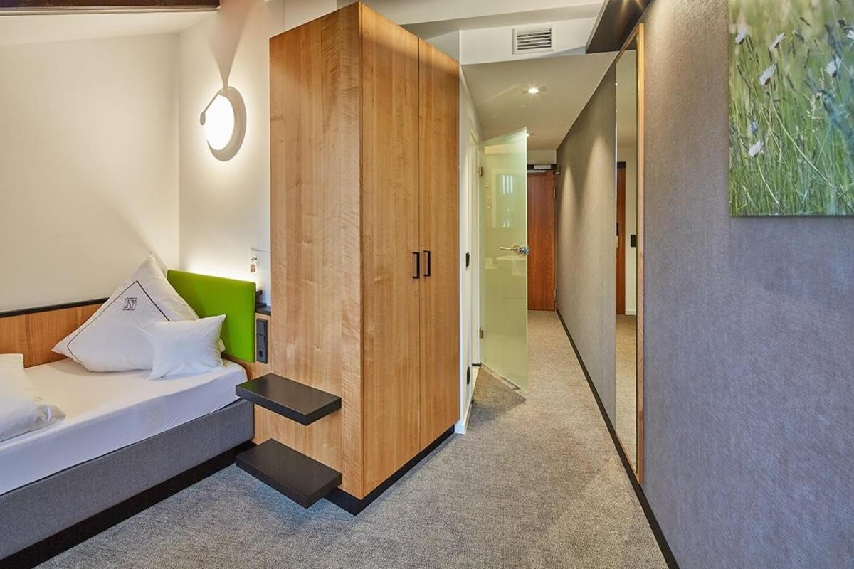 Landhotel Naafs-Haeuschen Ломар Экстерьер фото